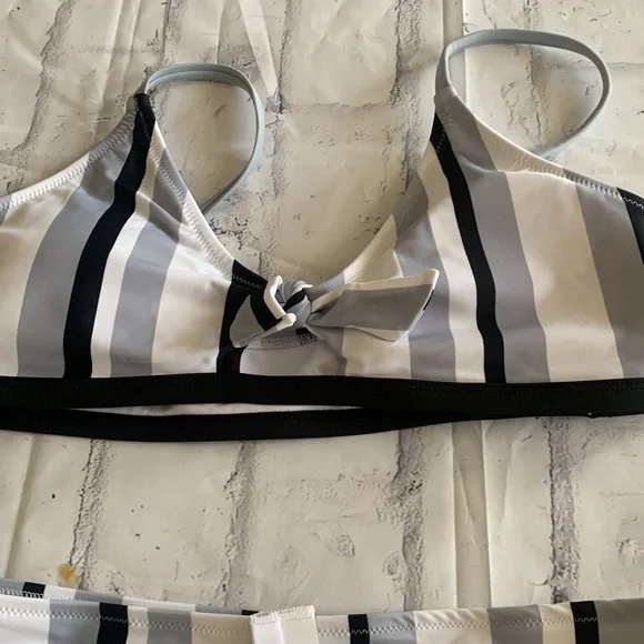 Cupshe swimsuit #76 - Picture 6 of 6